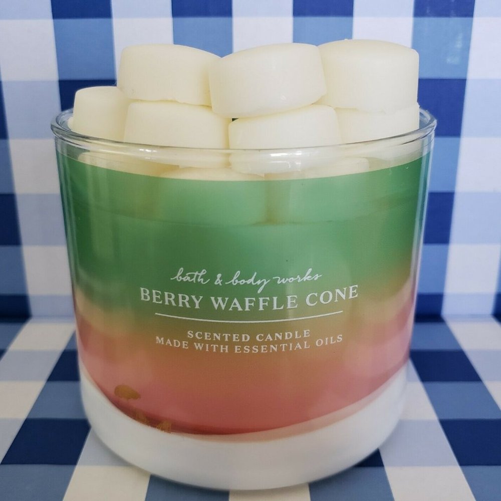 Berry Waffle Cone Wax Melts - Picture 1 of 2